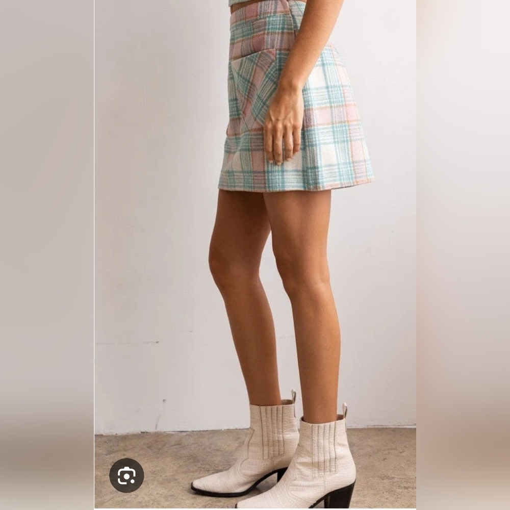 Le Lis Pastel Plaid Mini Skirt, Size L